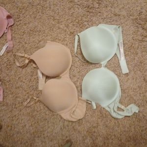 2 Victoria secret wear everywhere pushup bras
